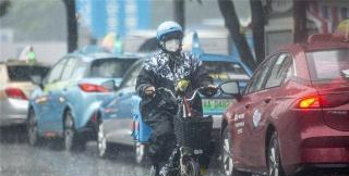 什么天气系统造成的大风为多,我国部分地区连降大雨暴雨图3